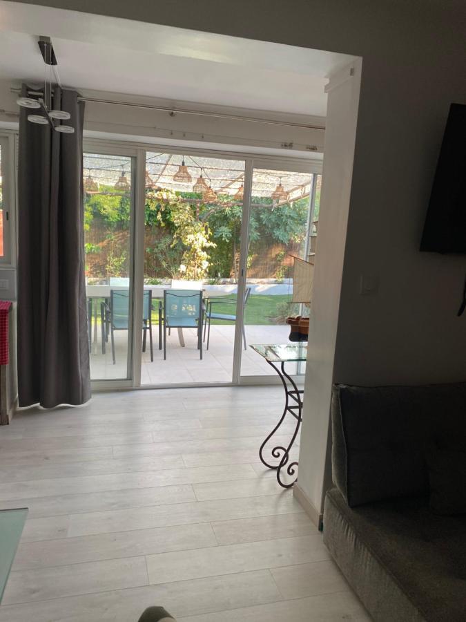 Ferienwohnung La Cigaliere De L Isle LʼIsle-sur-la-Sorgue Exterior foto